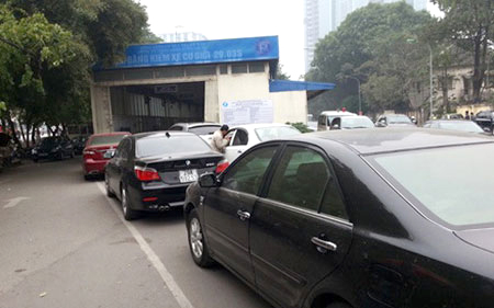 Chính thức đề xuất nới đăng kiểm với xe con